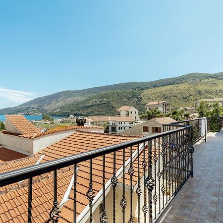 Premium Spot Apartments Herceg Novi Buitenkant foto