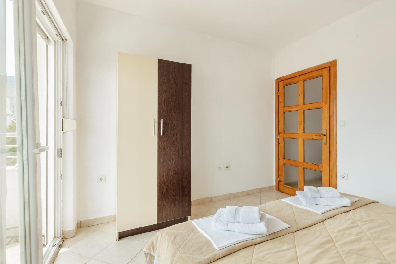 Premium Spot Apartments Herceg Novi Buitenkant foto