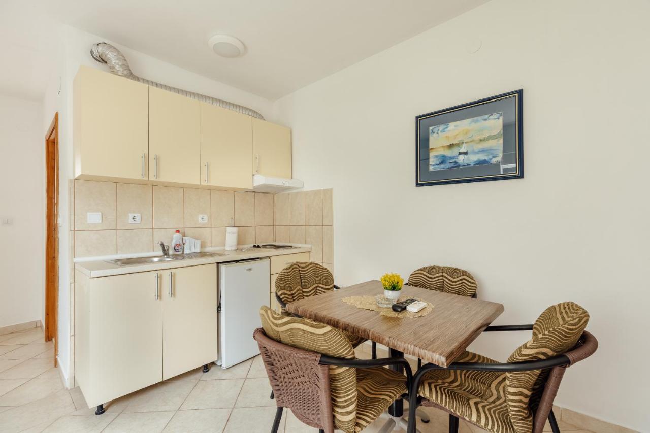 Premium Spot Apartments Herceg Novi Buitenkant foto