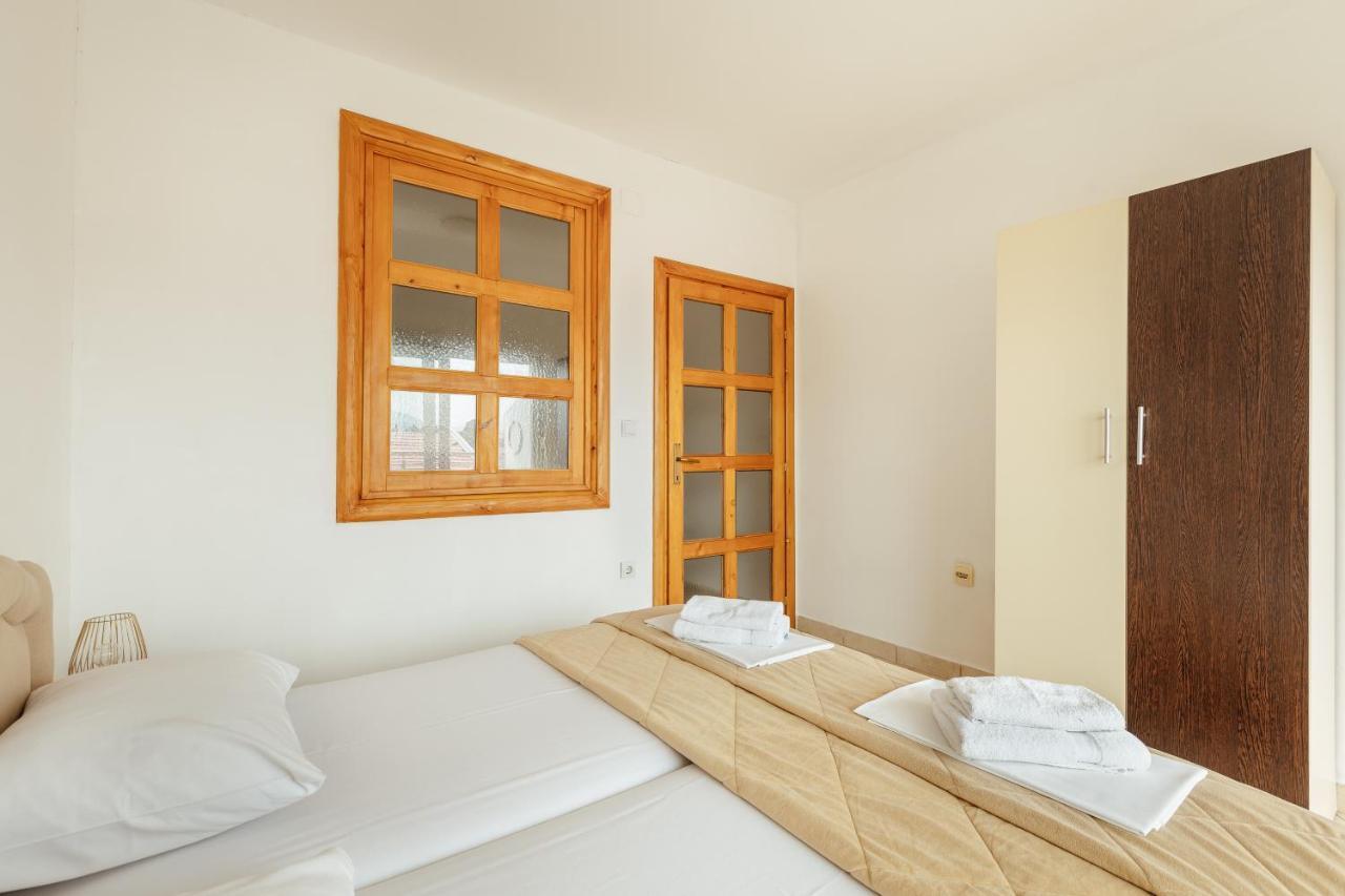 Premium Spot Apartments Herceg Novi Buitenkant foto