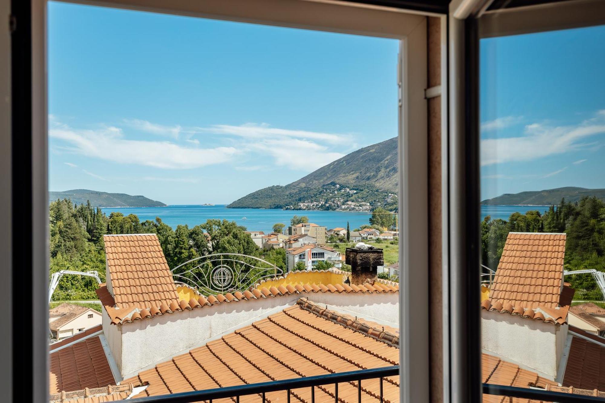 Premium Spot Apartments Herceg Novi Buitenkant foto